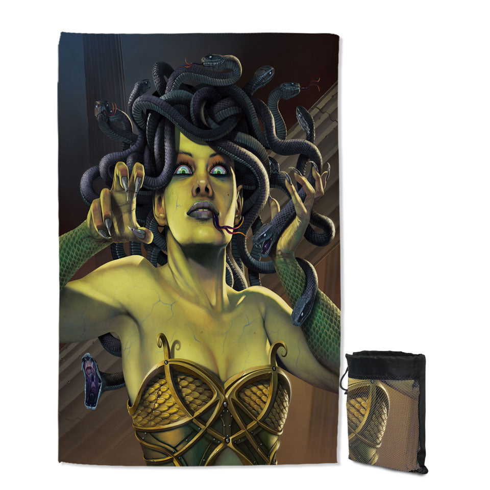 Cool and Scary Legendary Art Medusa Quick Dry Beach Towel