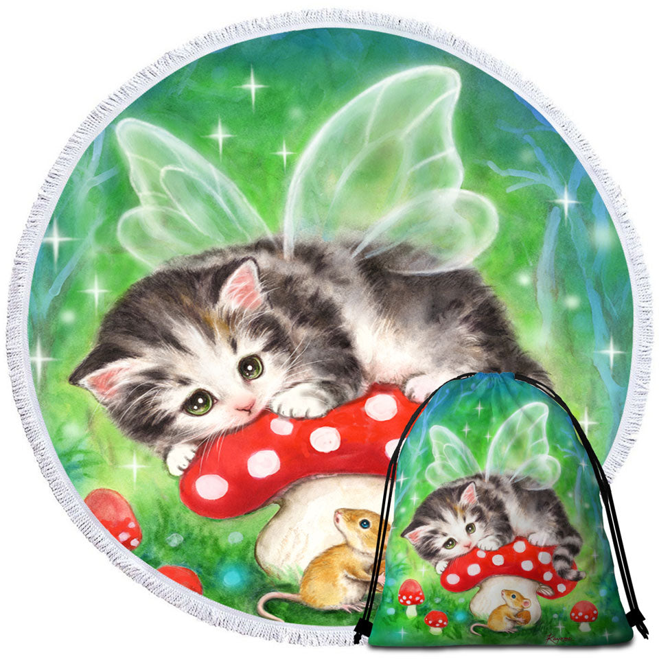 Cute Fantasy Cat Art Kitten Fairy on Mushroom Round Beach Towel
