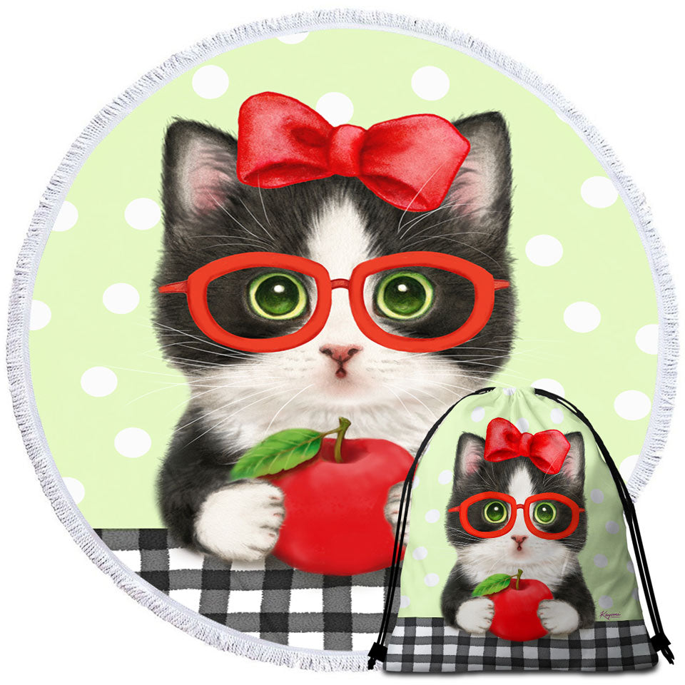 Cute Funny Cats Tuxie with Apple and Glasses Round Beach Towel