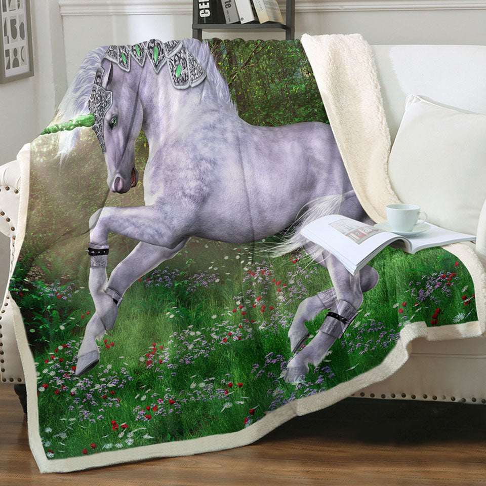 products/Fantasy-Art-Jade-the-Unicorn-Throw-Blanket-for-Girls