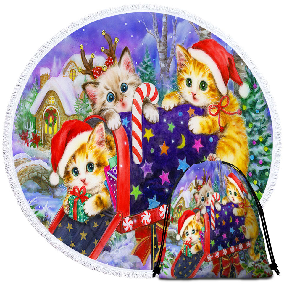 Funny Cute Christmas Picnic Round Towel with Three Cats Kittens