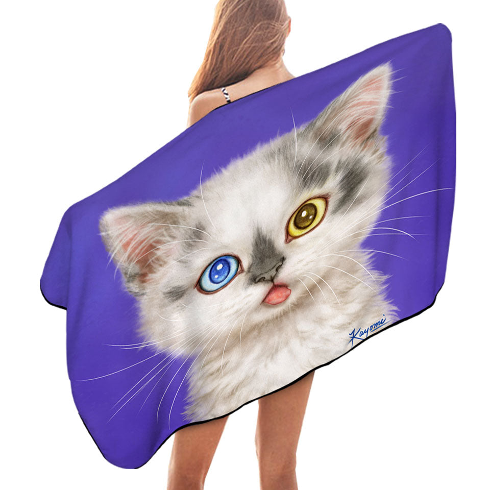 Heterochromia Eyes Beach Towels White Grey Kitty Cat