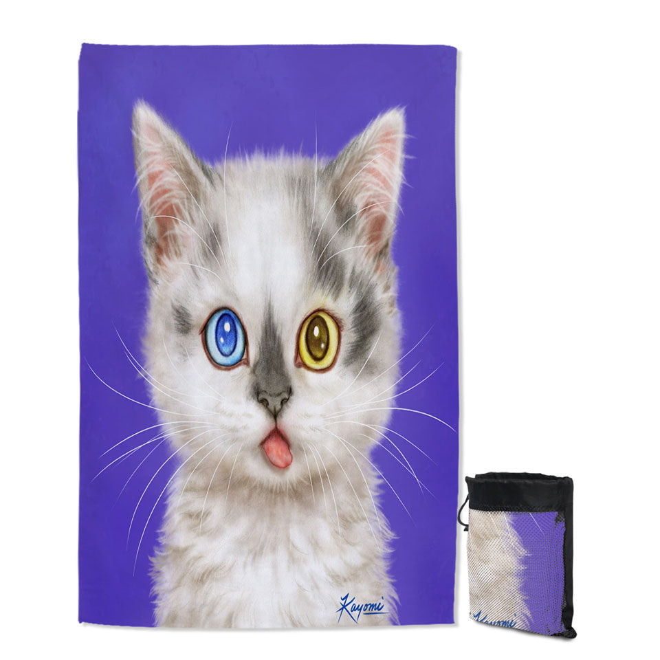 Heterochromia Eyes Lightweight Beach Towel White Grey Kitty Cat