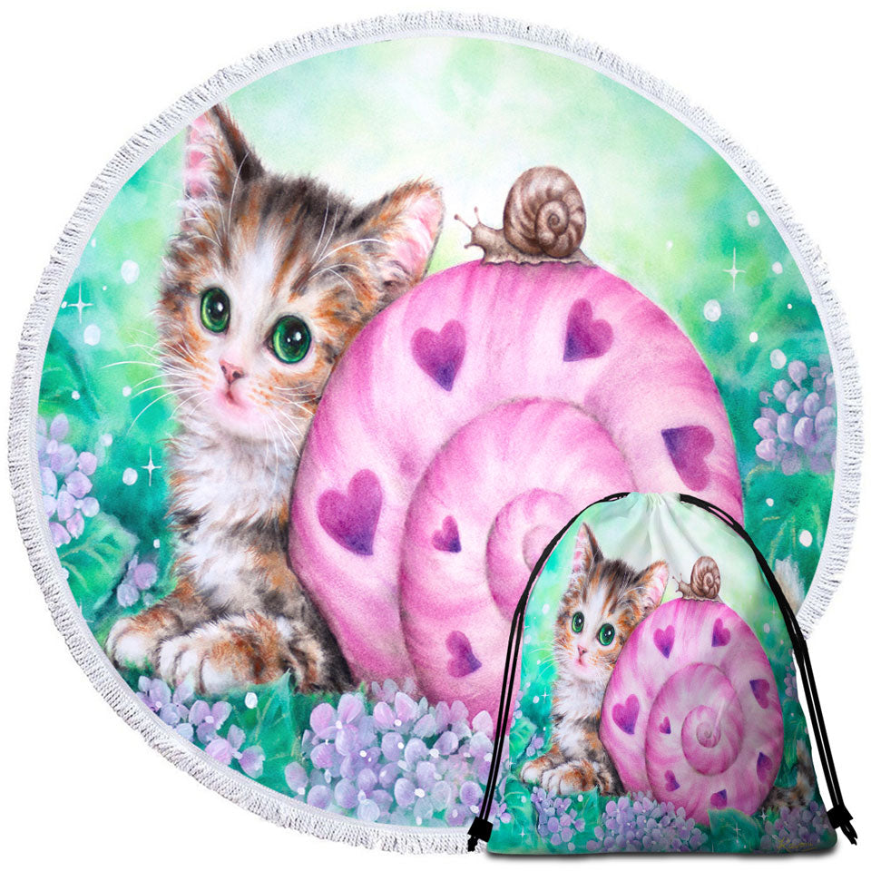 Lovely Art Drawings Kitten and Snail Round Beach Towel
