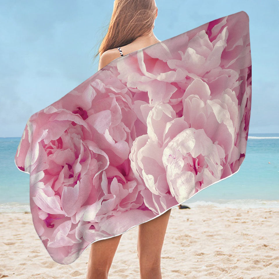Pinkish Pool Towels with Petals