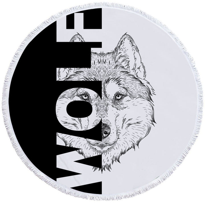 Round Towel with Wolf