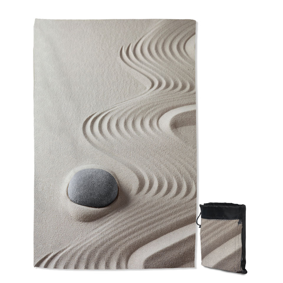 Smooth White Sand Quick Dry Beach Towel