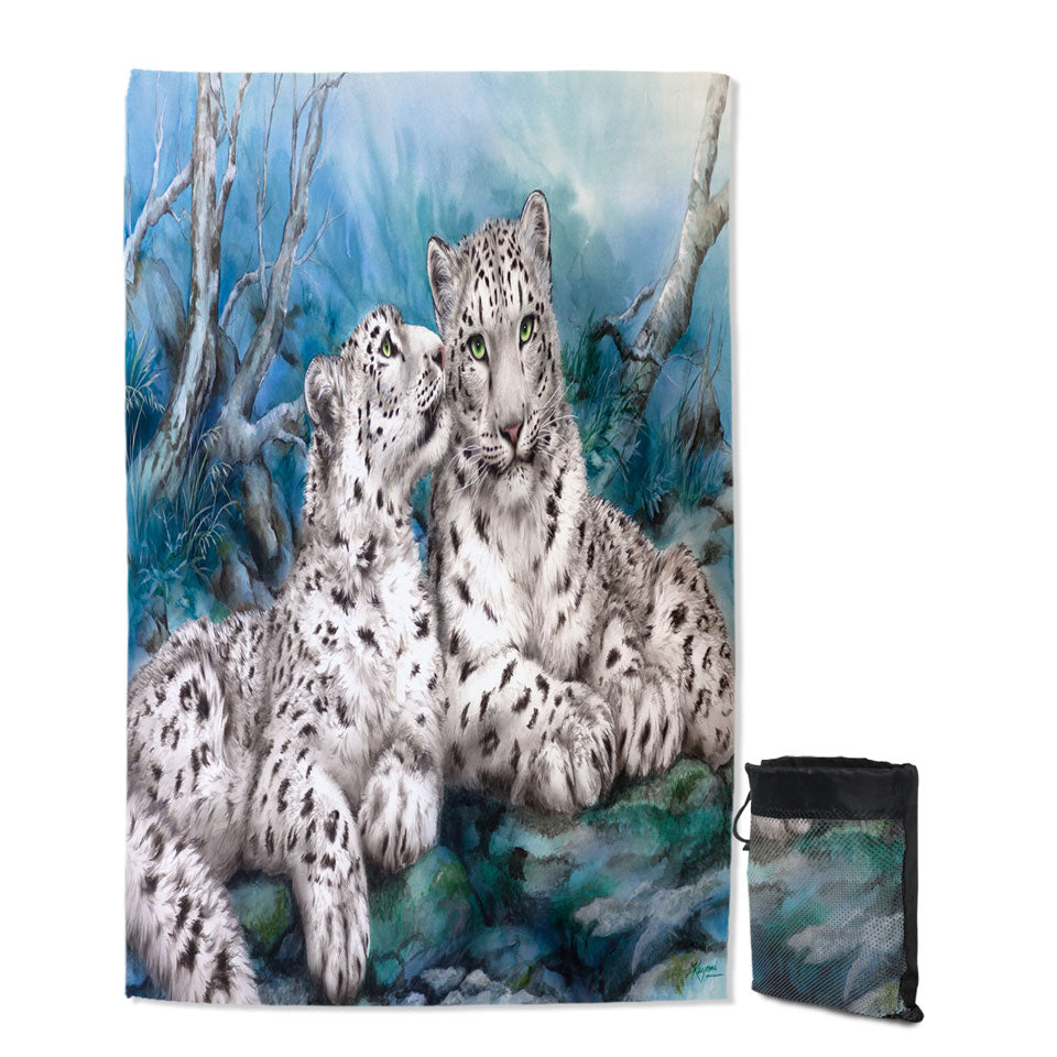 Wild Animal Art Whisper White Snow Leopards Lightweight beach Towel